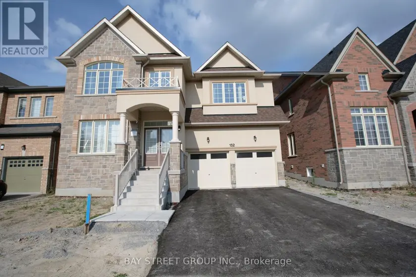 Detached at 152 BEN SINCLAIR AVENUE, East Gwillimbury