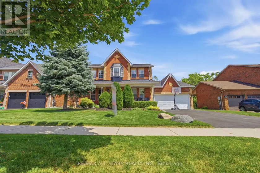 Detached at 38 GALLOWAY CRESCENT, Uxbridge