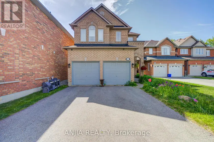 Detached at 132 ESTATE GARDEN DRIVE, Richmond Hill