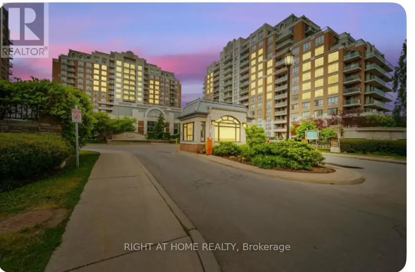Apartment at 901 - 330 RED MAPLE ROAD W, Richmond Hill
