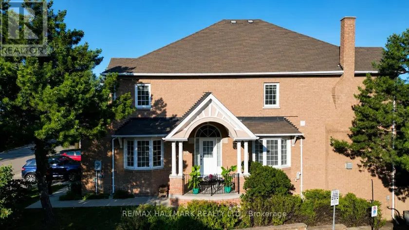 Townhouse at 70 - 190 HARDING BLVD BOULEVARD W, Richmond Hill