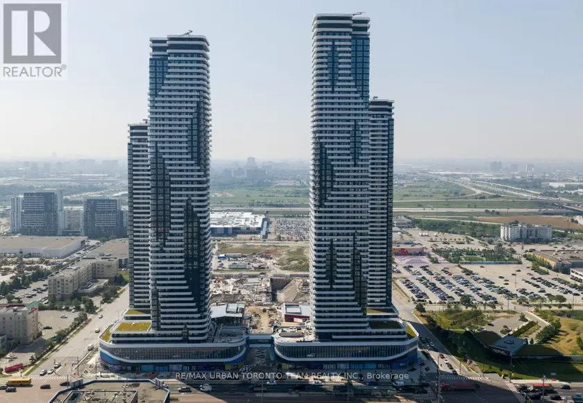 Apartment at 1612 - 28 INTERCHANGE WAY, Vaughan