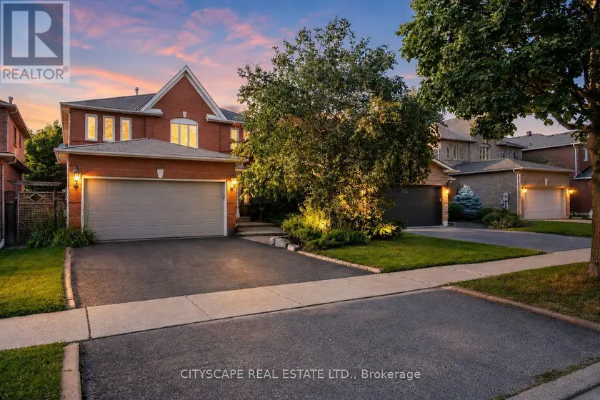 Detached at 112 MULHOLLAND DRIVE, Vaughan