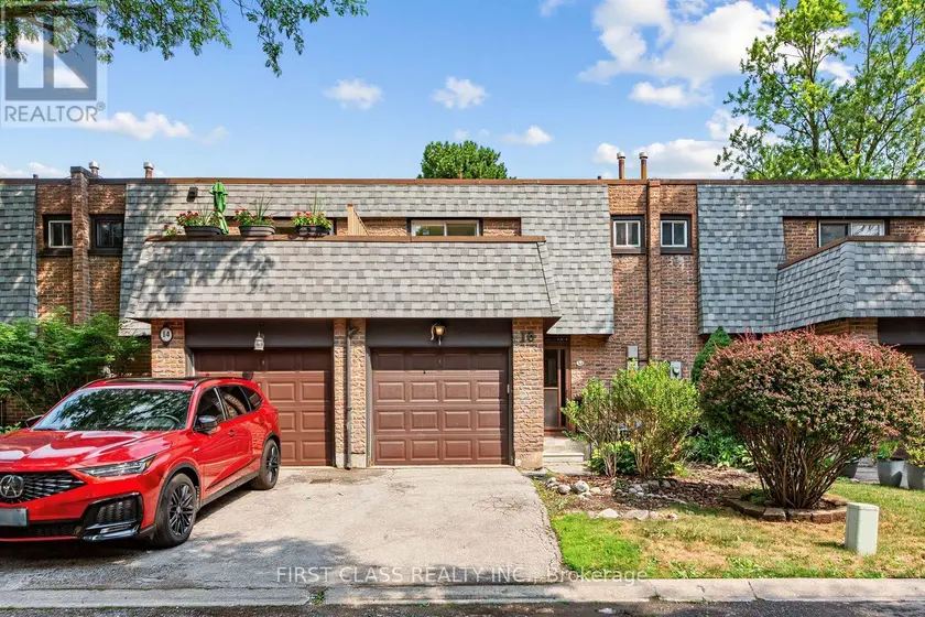 Townhouse at 8 - 16 WOODGLEN WAY, Markham