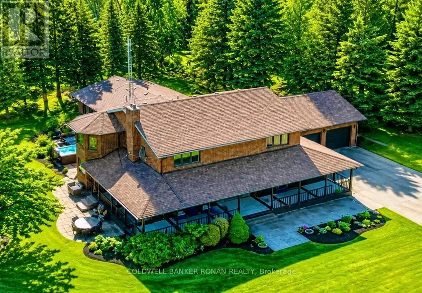 Detached at 1960 10TH SIDE ROAD, New Tecumseth