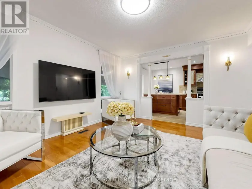 Detached at 19 ROOSEVELT DRIVE, Richmond Hill
