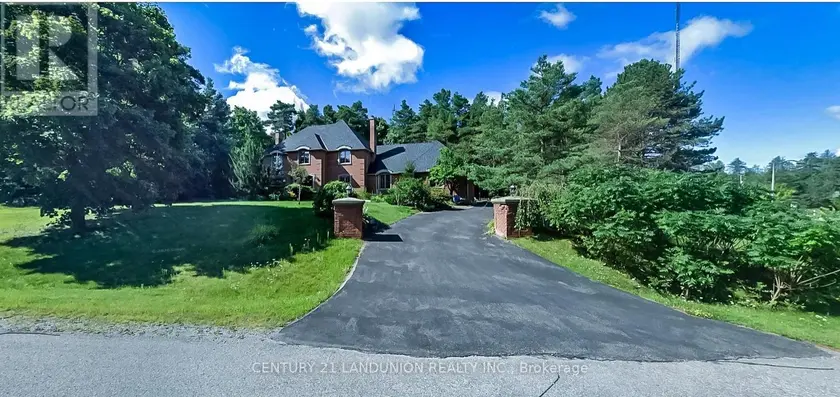 Detached at 2 HERON TRAIL, Whitchurch-Stouffville