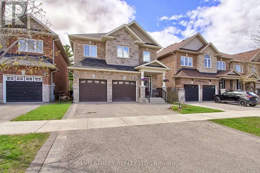 Detached at 42 PROSSER CRESCENT, Georgina