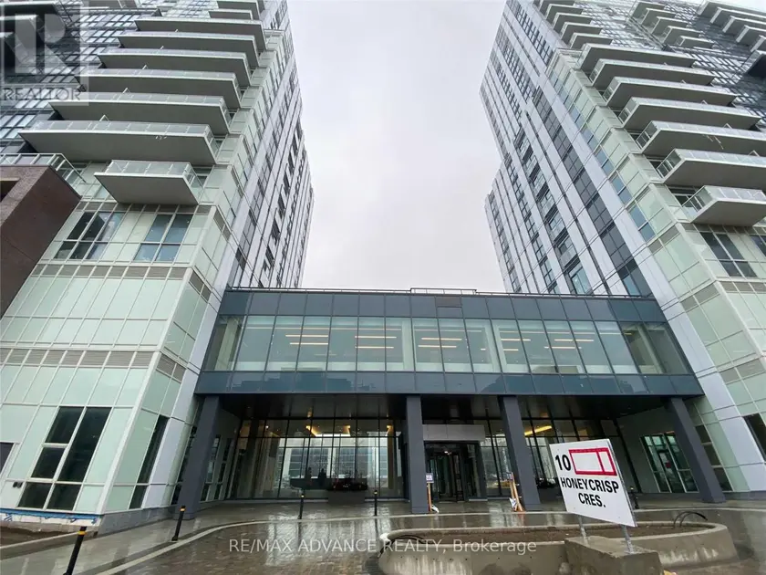 Apartment at 521 - 10 HONEYCRISP CRESCENT, Vaughan