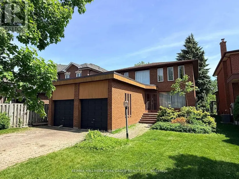 Detached at 75 SPRUCE AVENUE, Richmond Hill