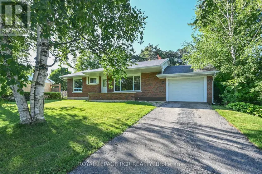 Detached at 18 DONER STREET, New Tecumseth
