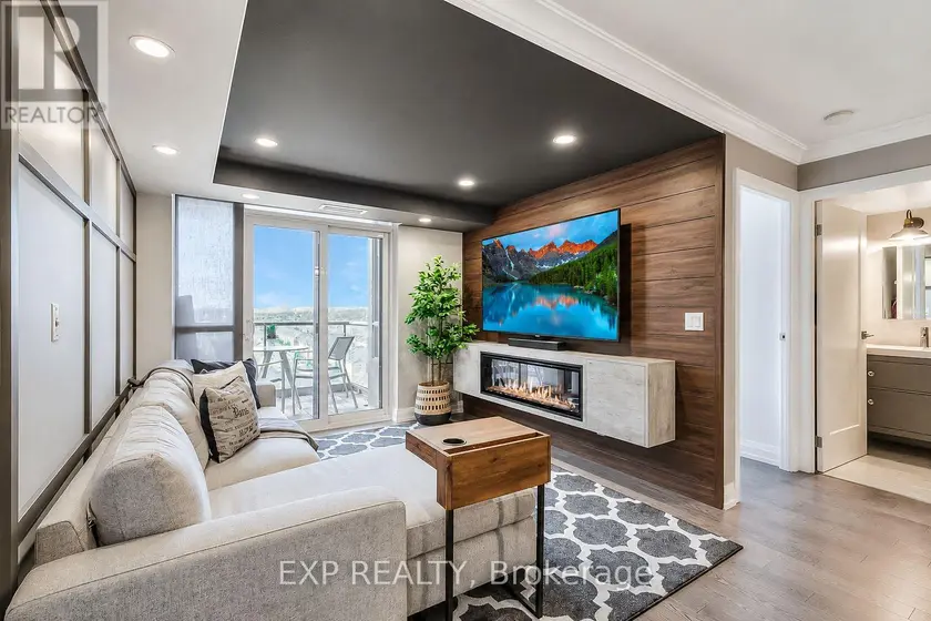 Apartment at 1132 - 33 COX BOULEVARD, Markham