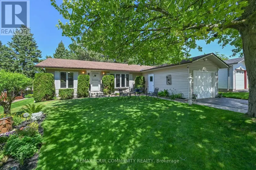 Detached at 76 TECUMSETH PINES DRIVE, New Tecumseth