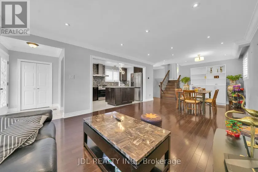 Detached at 53 SOUTHDALE DRIVE, Markham