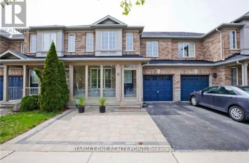 Townhouse at 6 Moresby St, Richmond Hill