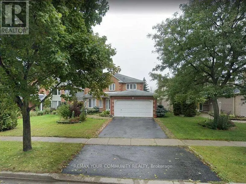 Detached at 243 GLENWAY CIRCLE, Newmarket