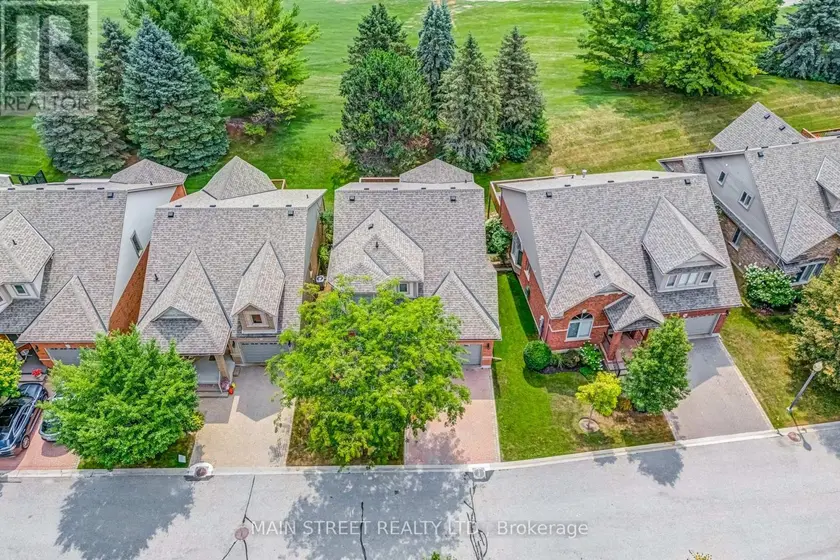 Detached at 40 VIA AMICI, New Tecumseth