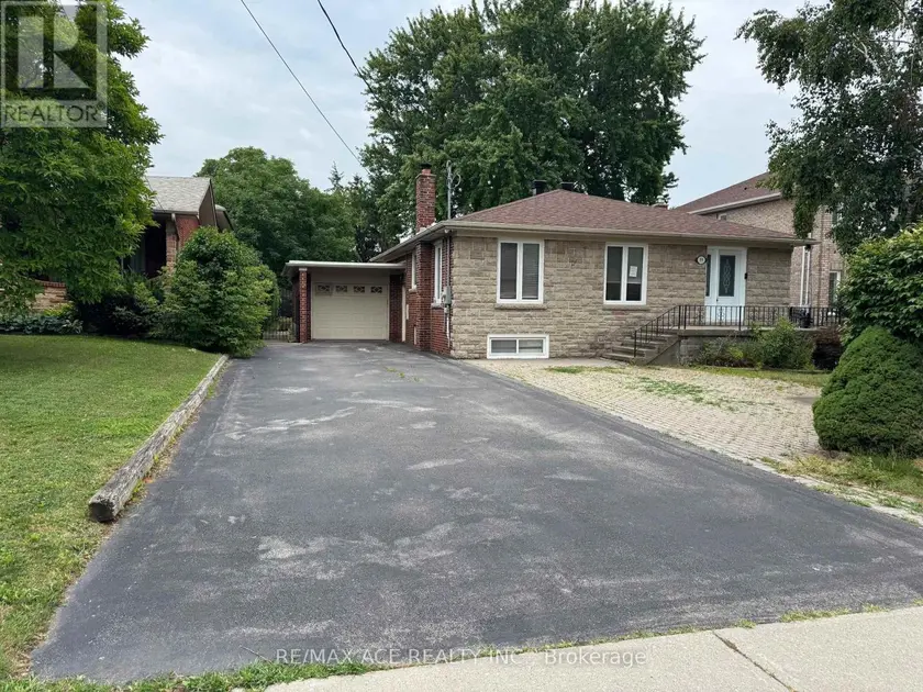Detached at 39 OAK AVENUE, Richmond Hill