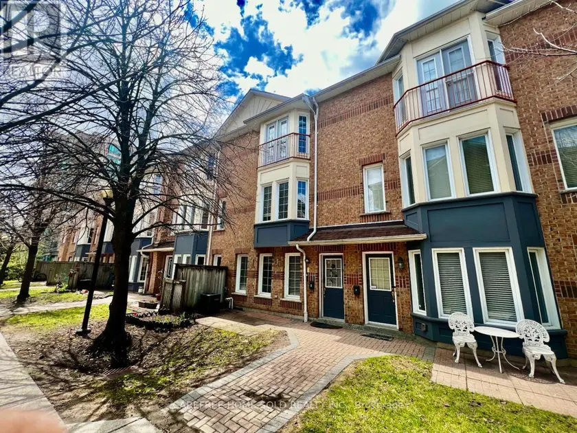 Townhouse at 8 - 151 TOWNSGATE DRIVE, Vaughan