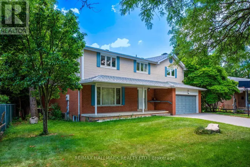 Detached at 39 SUNNYWOOD CRESCENT, Richmond Hill
