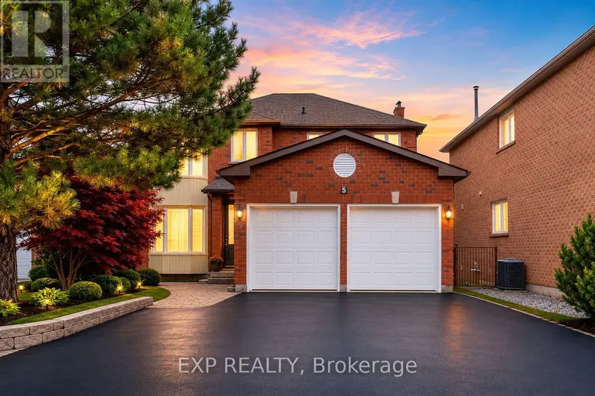 Detached at 5 HYDE PARK DRIVE, Richmond Hill