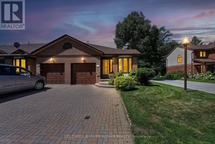 Townhouse at 11 - 101 GREEN BRIAR ROAD, New Tecumseth