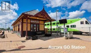 Apartment at 204 - 85 WELLINGTON STREET W, Aurora