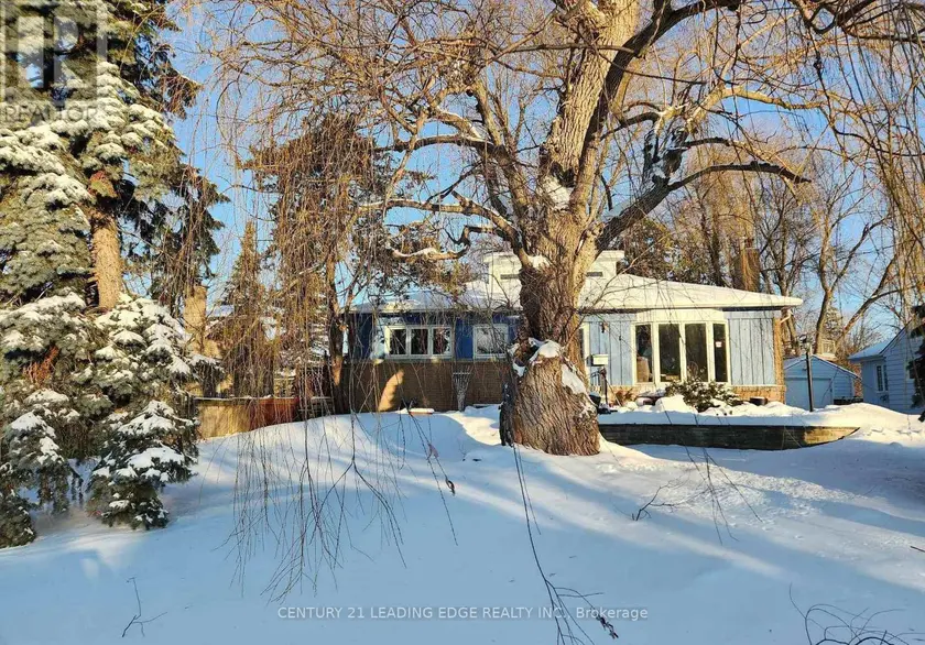 Detached at 4 ROUGECREST DRIVE, Markham