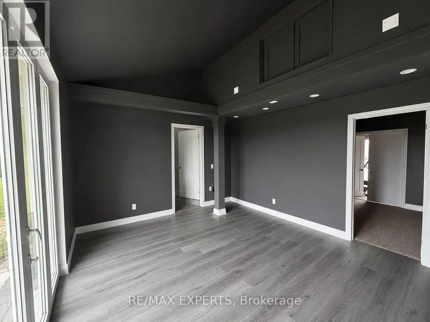 Detached at 4509/B 10 SIDE ROAD, Bradford West Gwillimbury