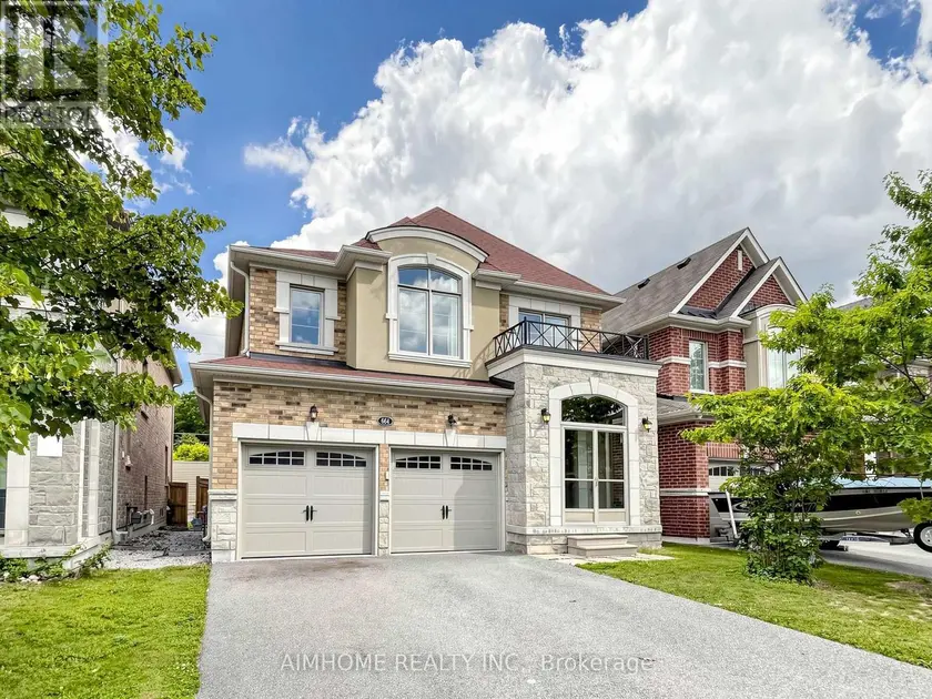 Detached at 664 MCGREGOR FARM TRAIL, Newmarket