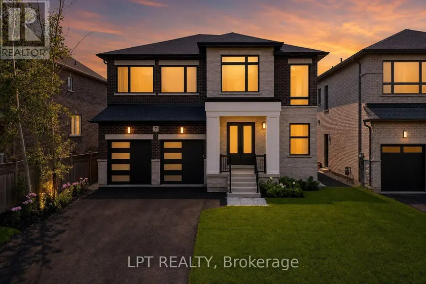 Detached at 7 RICHMOND PARK DRIVE, Georgina