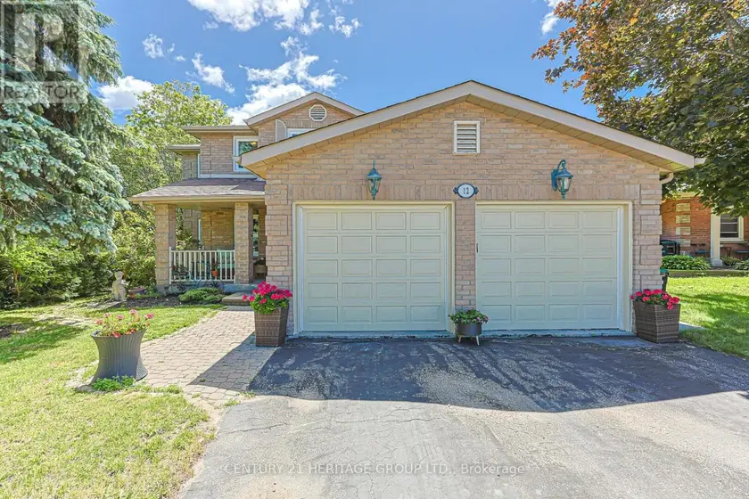 Detached at 12 GRES COURT, Bradford West Gwillimbury
