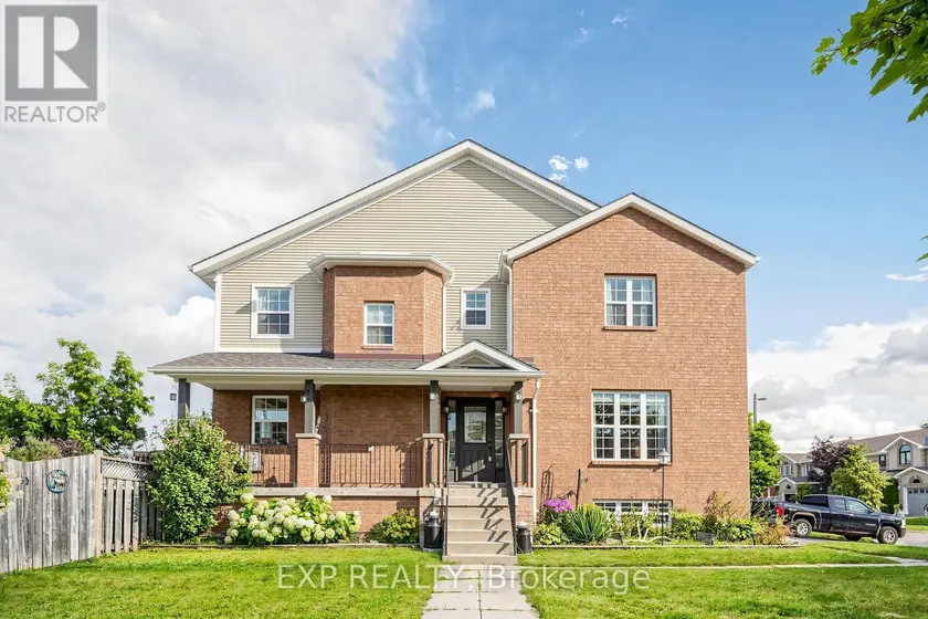 Townhouse at 33 WRENDALE CRESCENT, Georgina