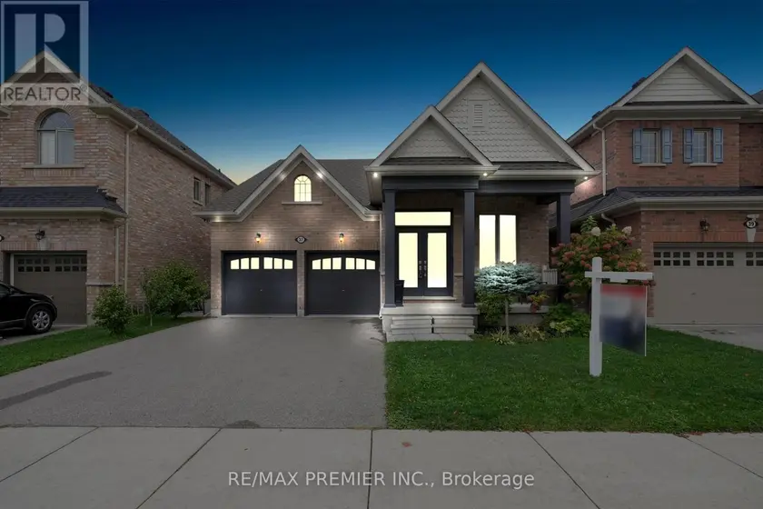 Detached at 37 WALLS CRESCENT, New Tecumseth