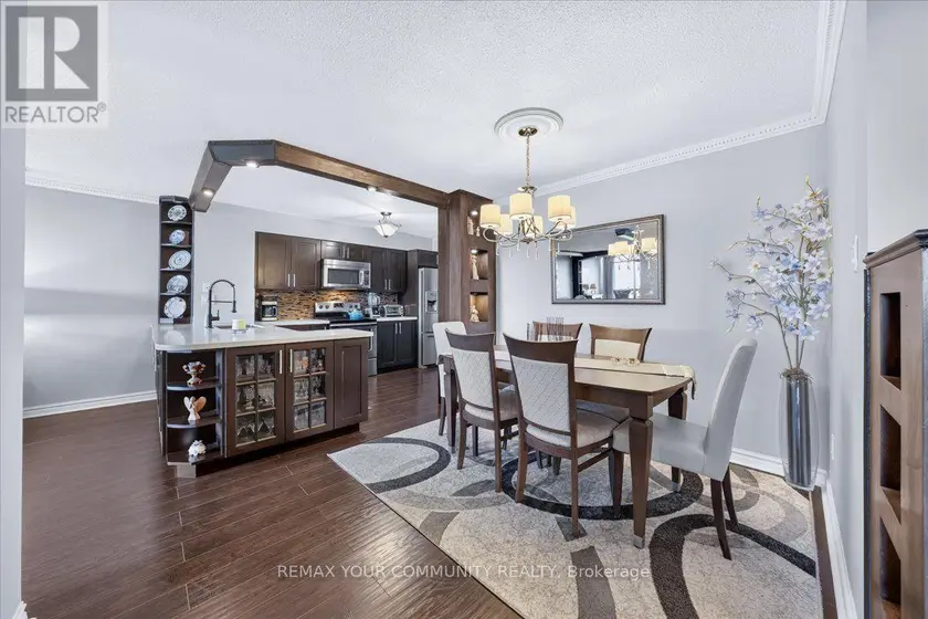 Apartment at 907 - 8501 BAYVIEW AVENUE, Richmond Hill