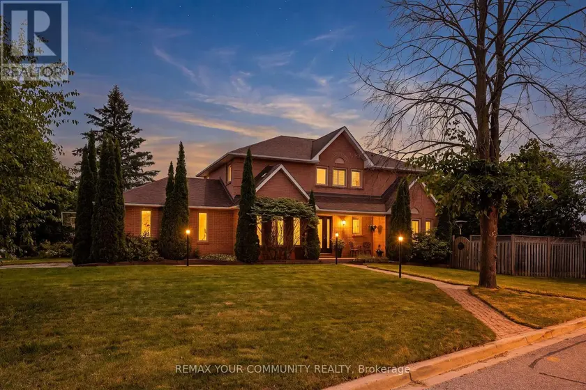 Detached at 68 AUTUMN WAY, Aurora
