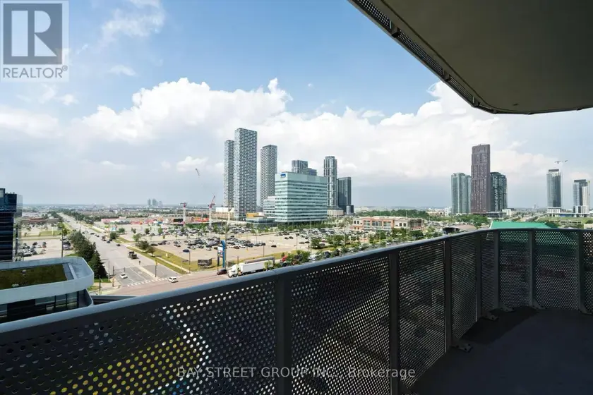 Apartment at 1105 - 28 INTERCHANGE WAY, Vaughan