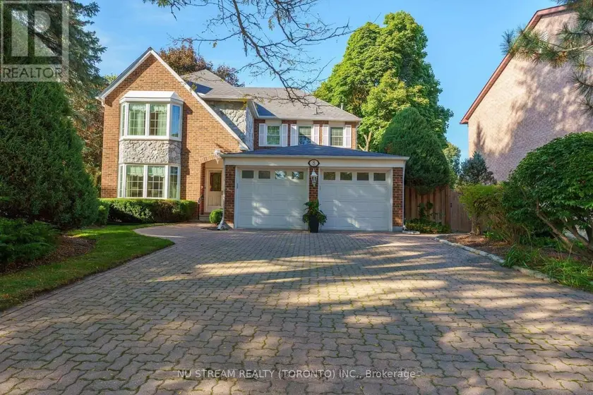 Detached at 8 ROVERDALE COURT, Markham