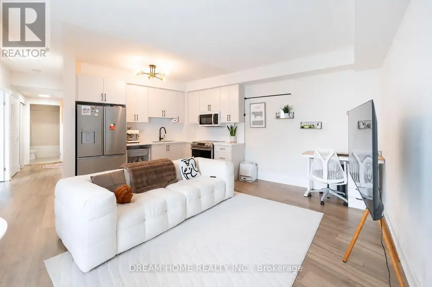 Apartment at 216 - 151 UPPER DUKE CRESCENT, Markham