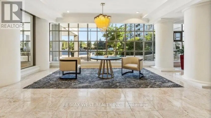 Apartment at 1408 - 7 TOWNSGATE DRIVE, Vaughan