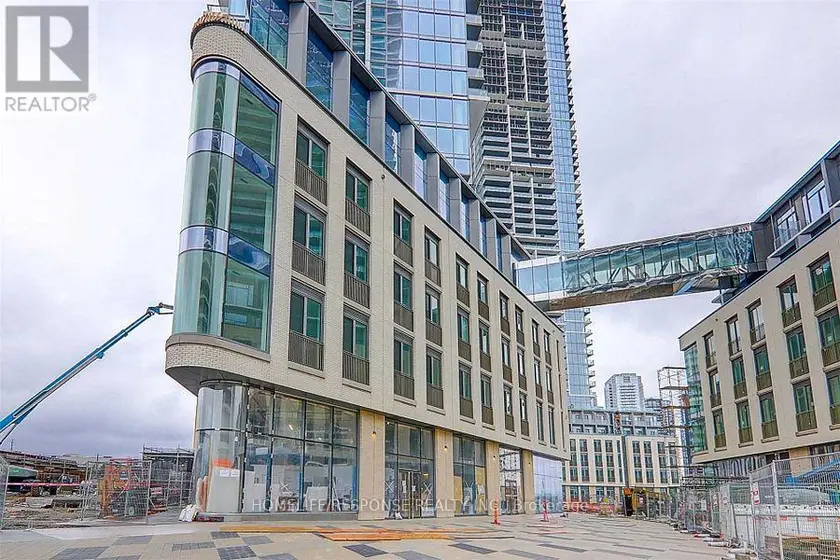 Apartment at 1701 - 1000 PORTAGE PARKWAY, Vaughan
