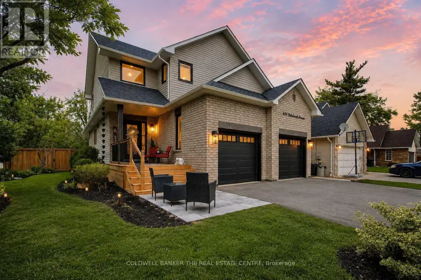 Detached at 684 LAKELANDS AVENUE, Innisfil