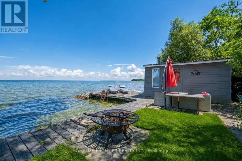 Detached at 813 LAKE DRIVE E, Georgina