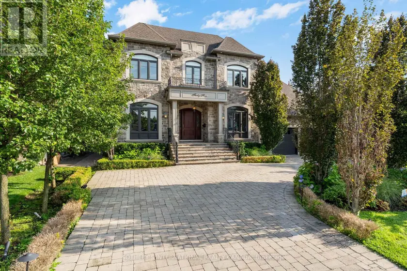 Detached at 45 CRESTWOOD ROAD, Vaughan