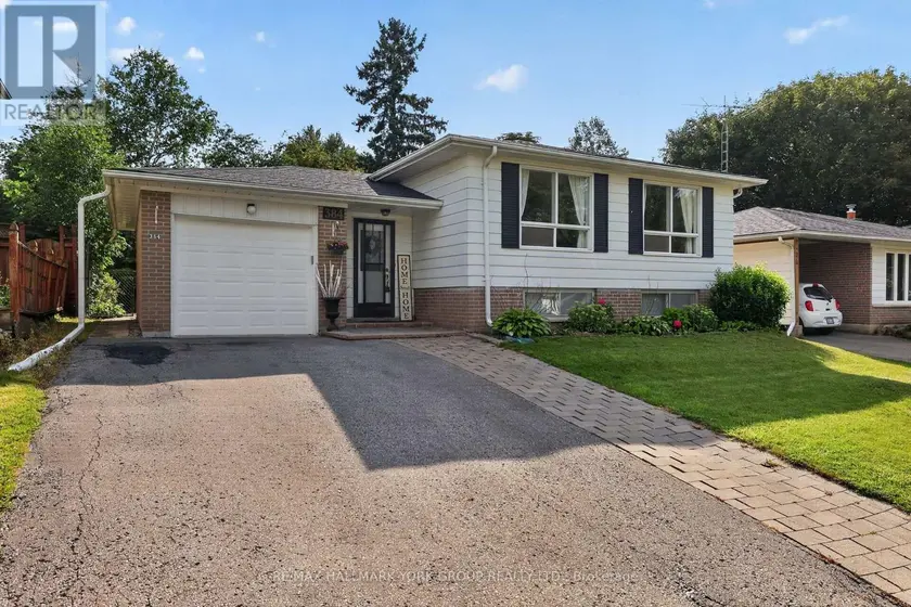 Detached at 384 GLENROSE ROAD, Newmarket