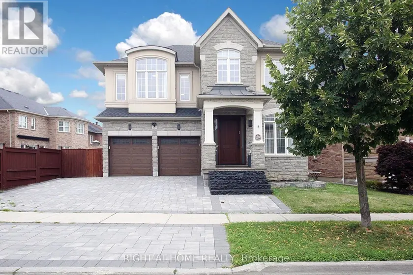 Detached at 133 WOODVILLE DRIVE, Vaughan
