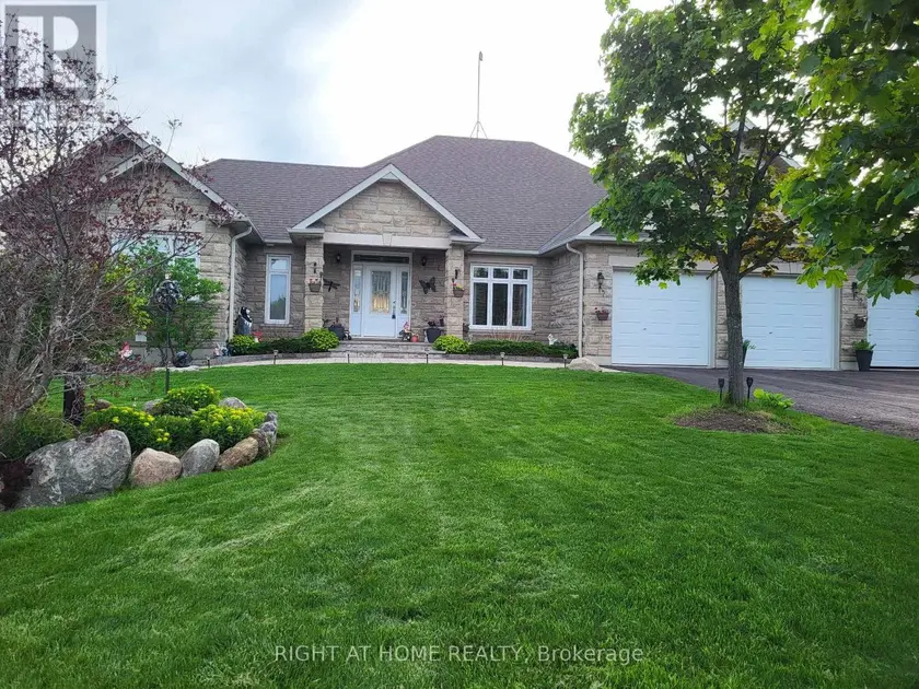 Detached at 10 BROLLEY CRESCENT, Essa