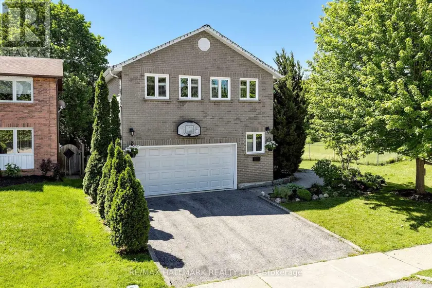 Detached at 145 OLD SURREY LANE, Richmond Hill