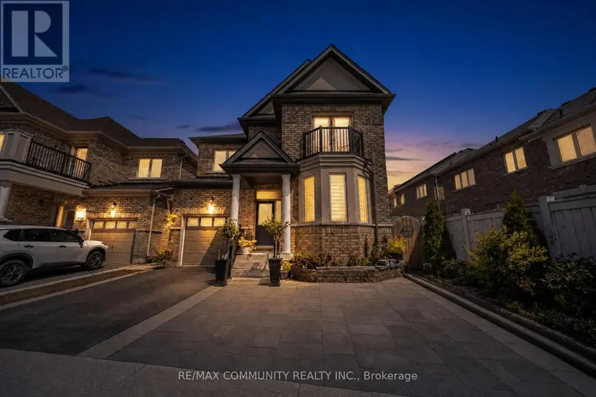 Detached at 129 MINGAY AVENUE, Markham