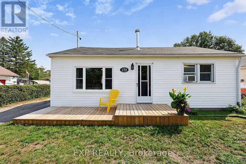 Detached at 148 QUEEN STREET, Essa